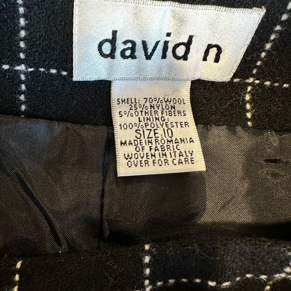 David N Wool Blend Black Windowpane Wrap Skirt Faux Leather Fringe Detail. 10. - Picture 6 of 15
